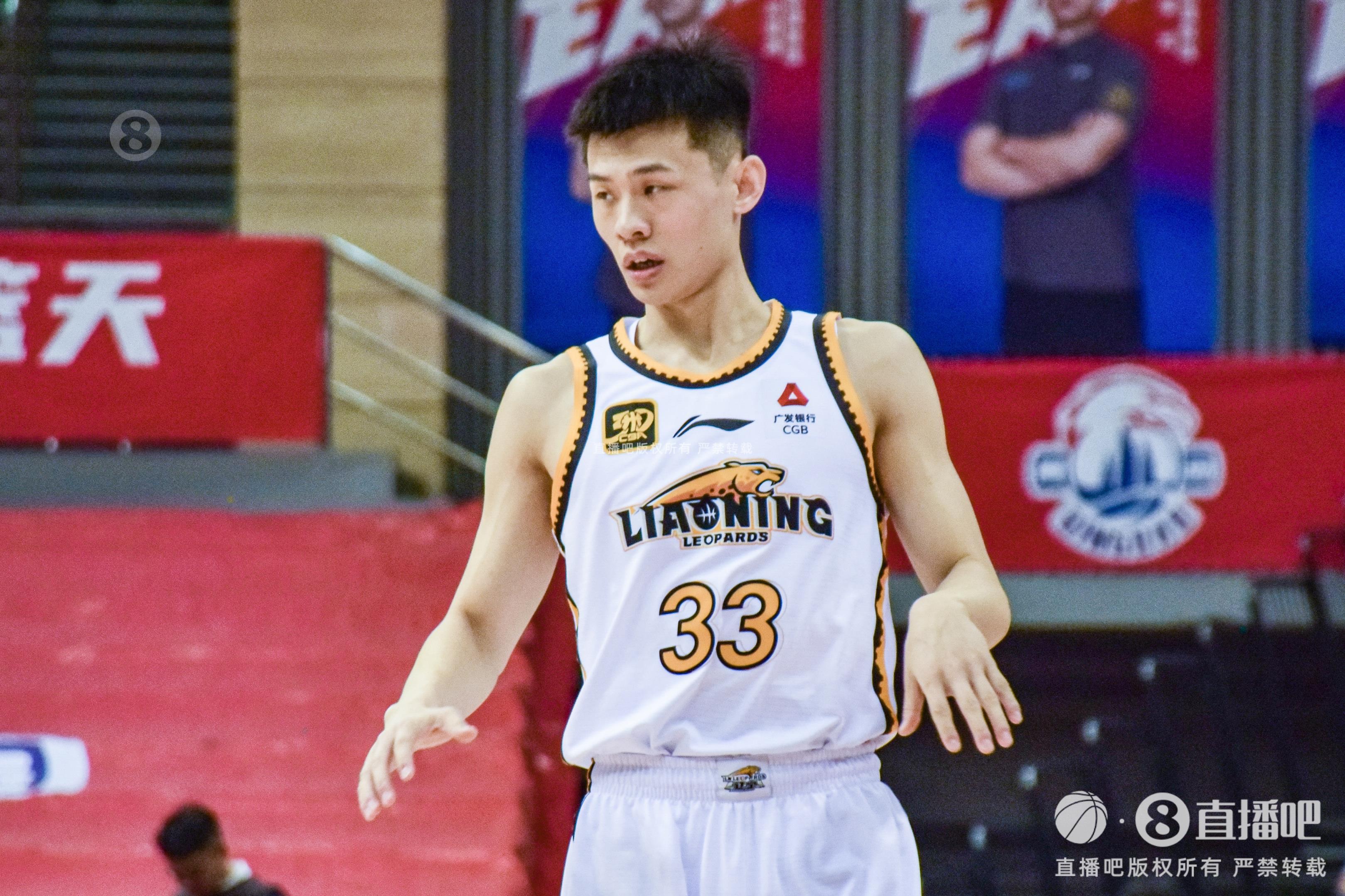 盡力了！王嵐嵚末節(jié)2記三分 全場18分鐘4中3拿到10分